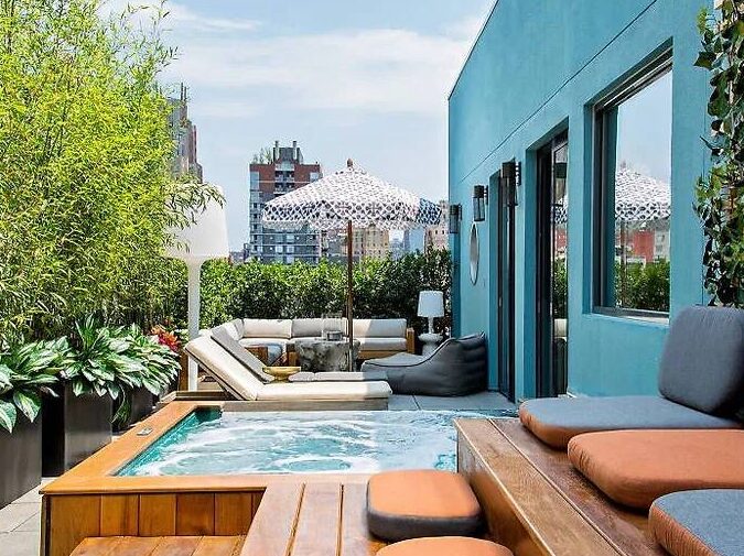 No considerar las opiniones de amigos o familiares sobre el hotel